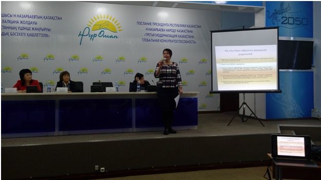 In KGKP "Medical College of the City of Zhezkazgan" the obshchekolledzhny meeting with parents concerning prophylaxis of autodestruktivny behavior among teenagers and visit of the suicidal websites took place.